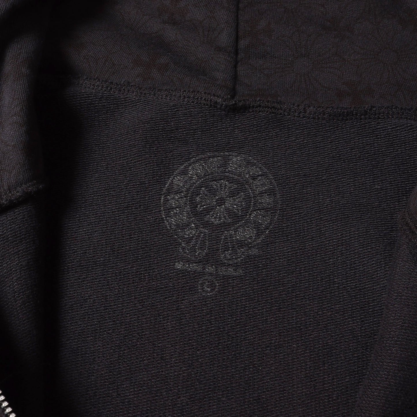 近年モデル CHプラス モノグラム総柄 ホースシュープリント ダガージップ スウェットパーカー(SWTSHRT HD ZIP)