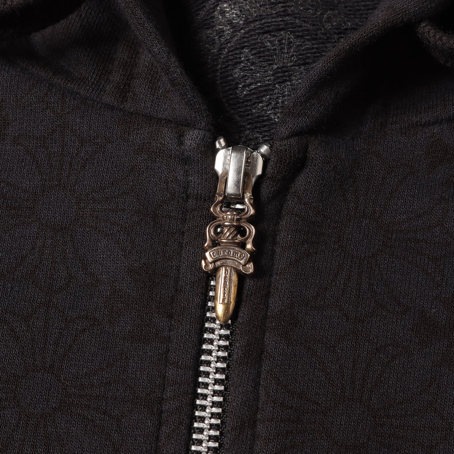 近年モデル CHプラス モノグラム総柄 ホースシュープリント ダガージップ スウェットパーカー(SWTSHRT HD ZIP)