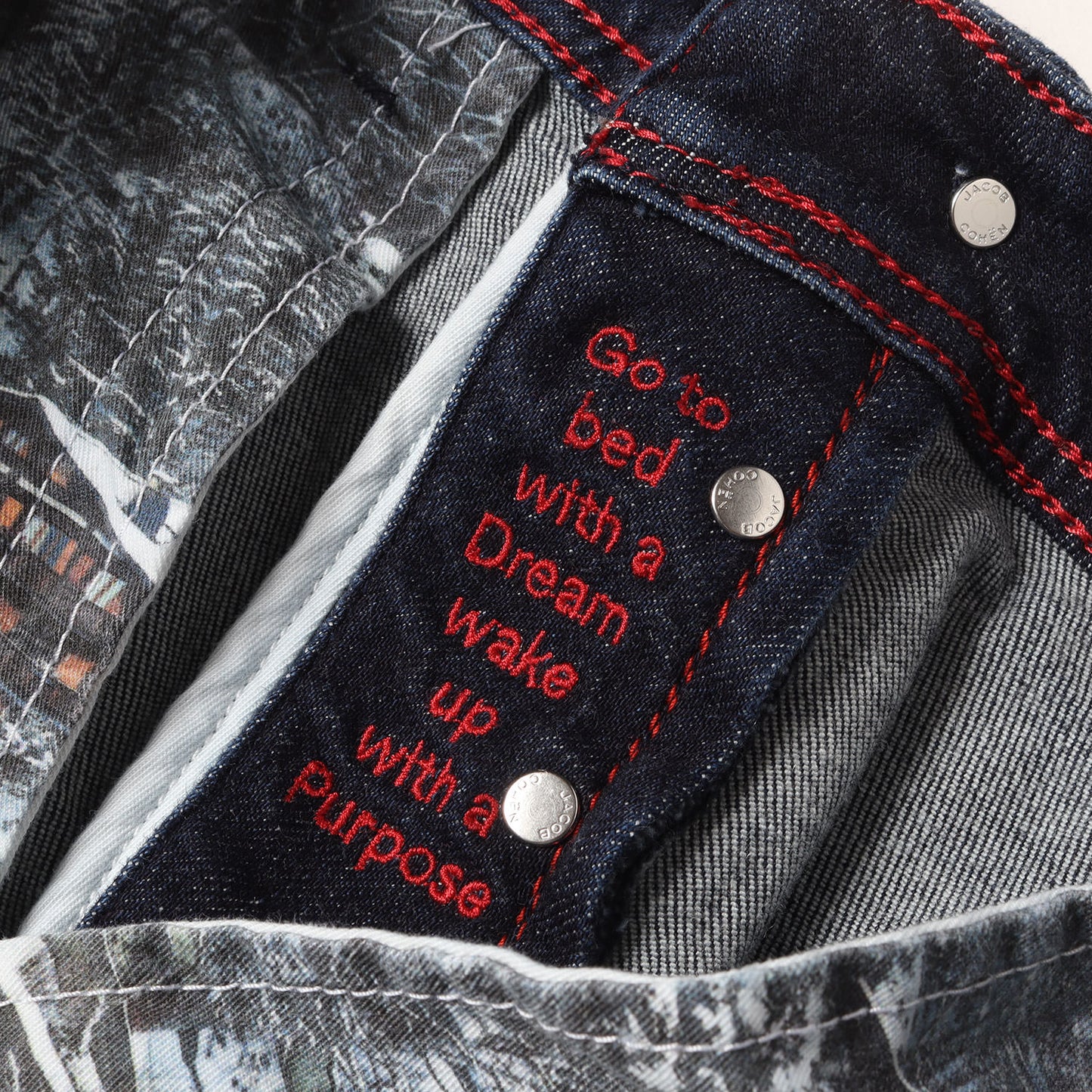 近年モデル バード ストレッチ スリム デニムパンツ(BARD)