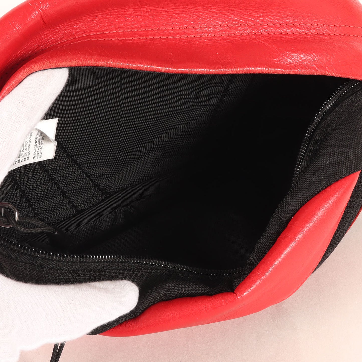 ×THE NORTH FACE レザー ランバーパック / ウエストバッグ(Leather Roo II Lumbar Pack)