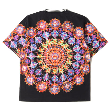 22AW ロゴプレート付き カレイドスコープ グラフィック Tシャツ
