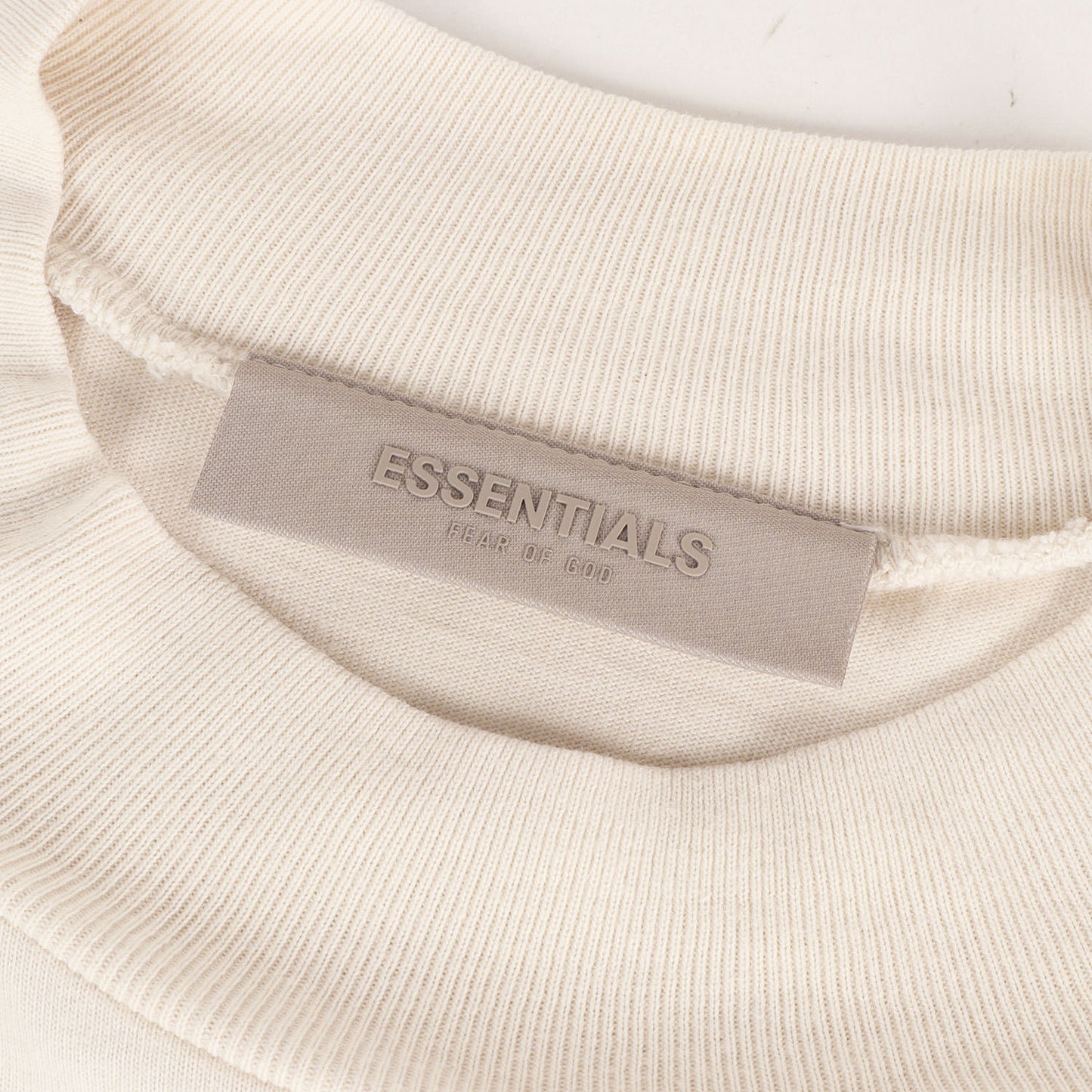FOG ESSENTIALS モックネック オーバーサイズ ロングスリーブ Tシャツ