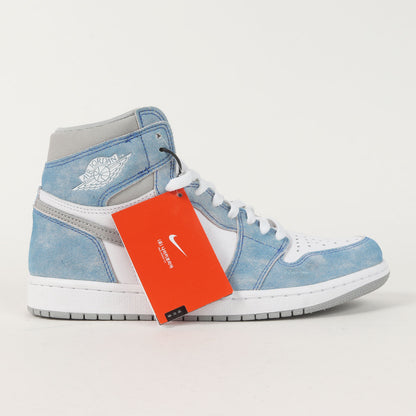 AIR JORDAN 1 RETRO HIGH OG HYPER ROYAL (555088-402)