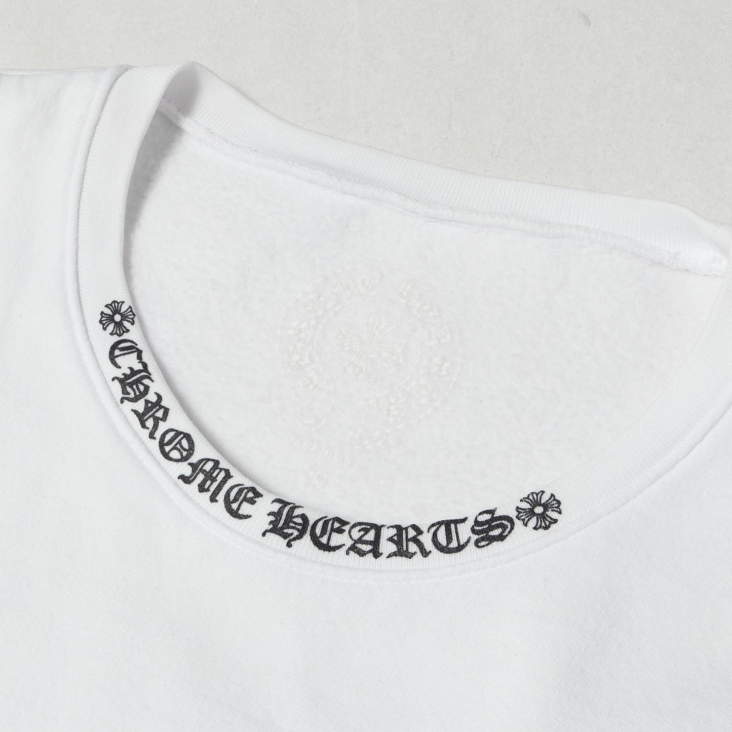 近年モデル ネックロゴ クルーネック スウェット(SWTSHRT PLVR)