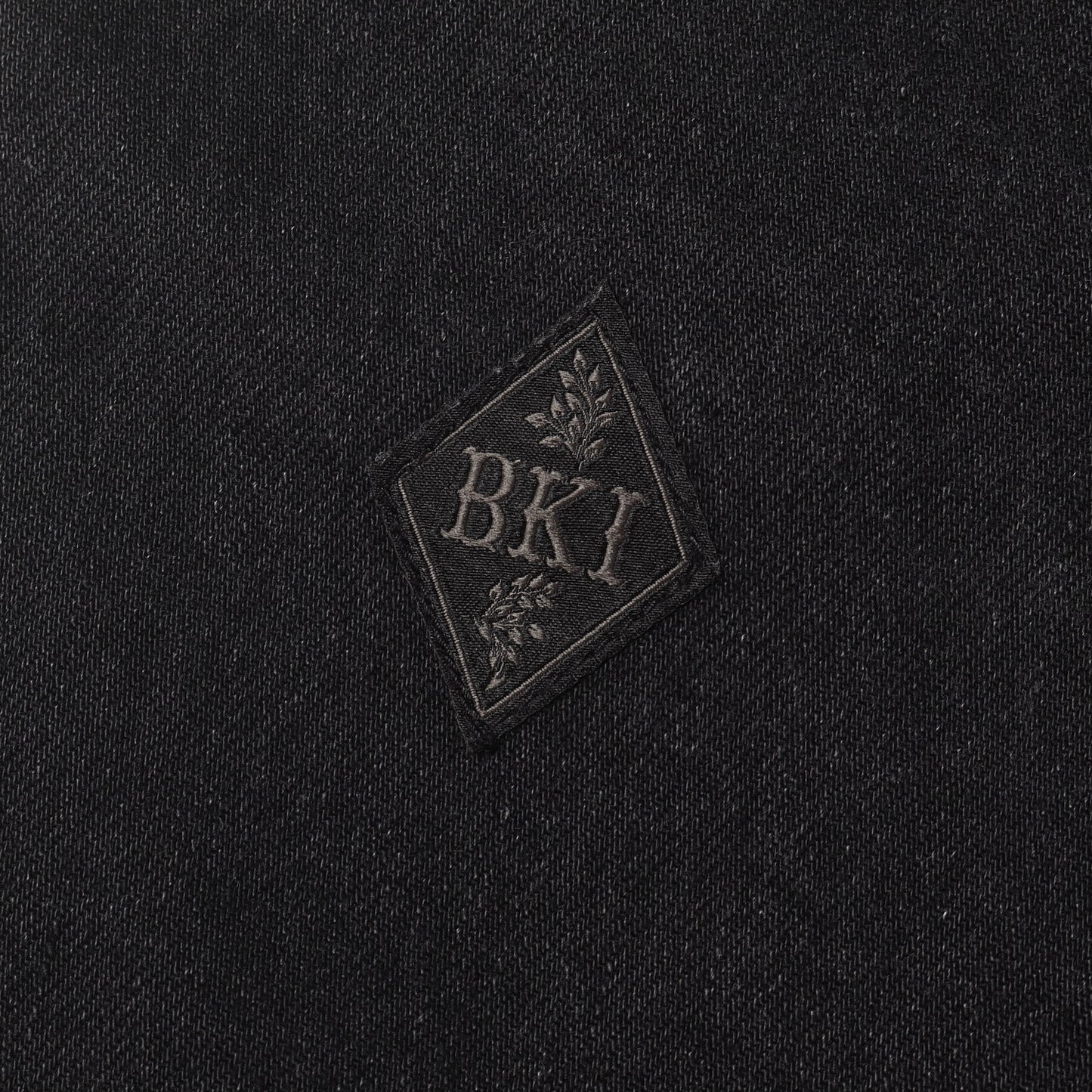BLACK ICON ナロー ブラックデニムパンツ(B.I.RIGID / C-PT)