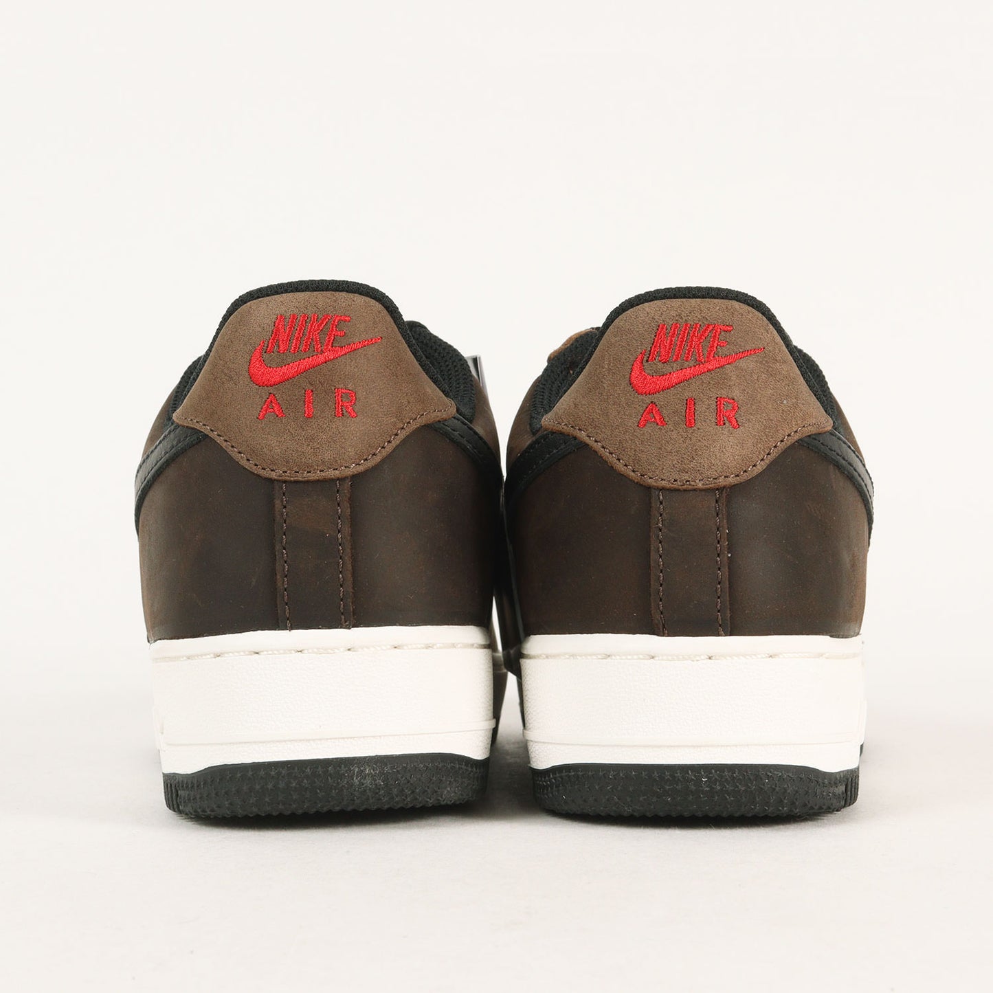 AIR FORCE 1 LOW RETRO ESCAPE (HJ4323-100)
