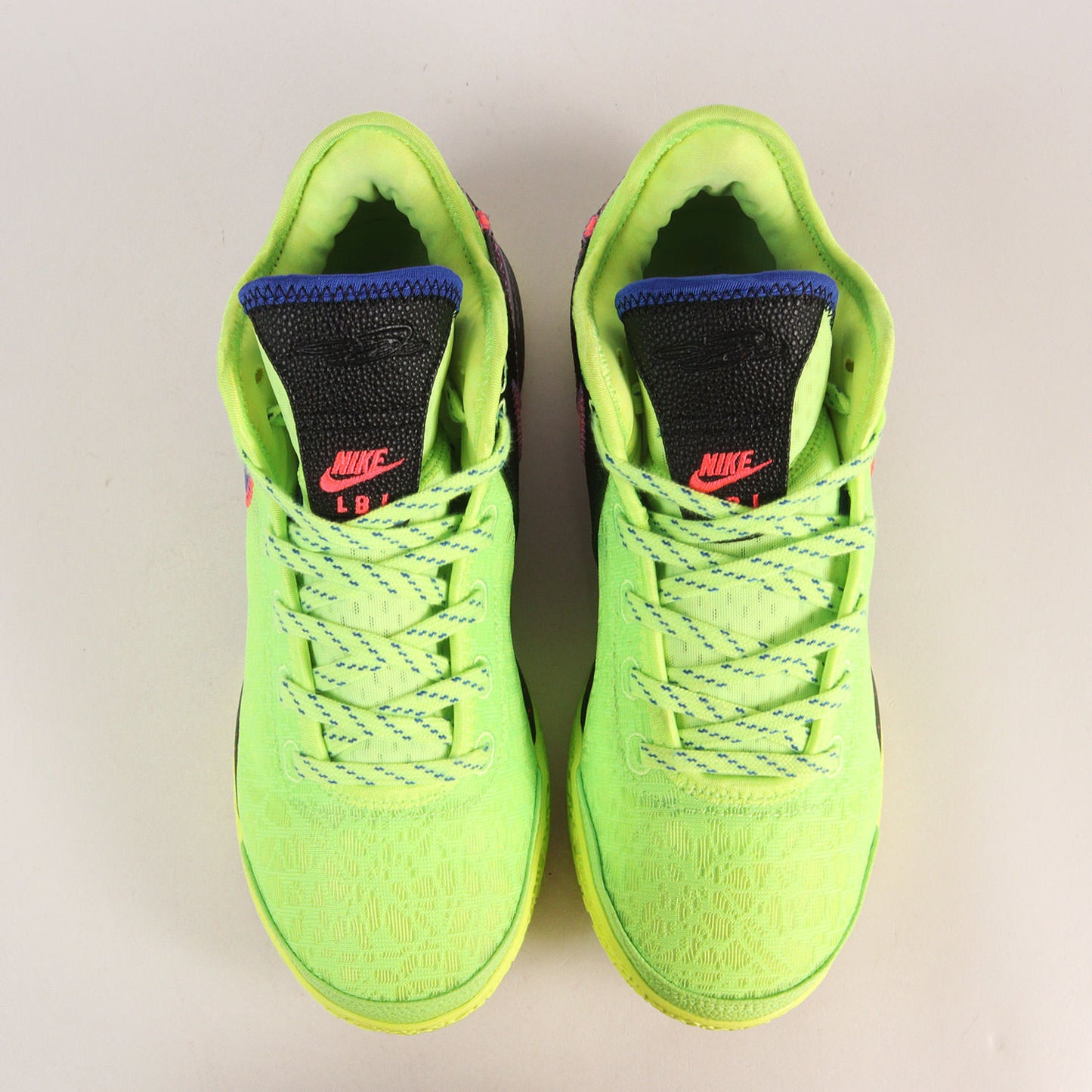 ZOOM LEBRON NXXT GEN EP GHOST GREEN (DR8788-300)