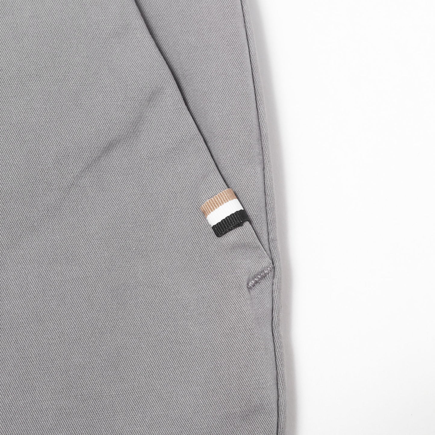 現行タグ ストレッチ スリムフィット チノパンツ(KAITO SLIM FIT)