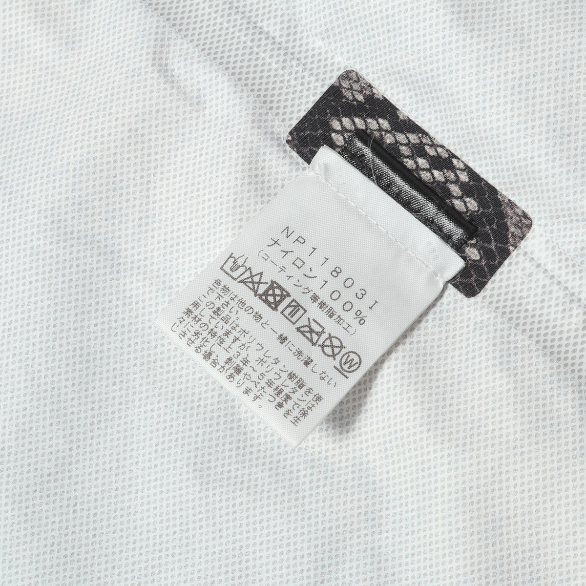 ×THE NORTH FACE スネーク柄 コーチジャケット(Snakeskin Taped Seam Coaches Jacket)