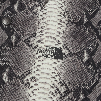 ×THE NORTH FACE スネーク柄 コーチジャケット(Snakeskin Taped Seam Coaches Jacket)
