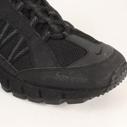 ×NIKE AIR HUMARA 17 / SUPREME (924464-001)