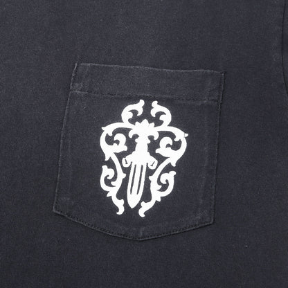 90s スクロールラベル ダガー ポケットTシャツ / MADE IN USA