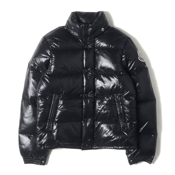 MONCLER (モンクレール) シャイニーナイロン ダウンジャケット (EVEREST 41310/50/68950) / エベレスト -  ブランド古着の通販・買取 | BEEGLE by Boo-Bee