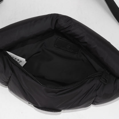 21AW アイコン ワッペン ナイロン ダウン ボディ バッグ (LEGERE BELT BAG G209A5M50100)