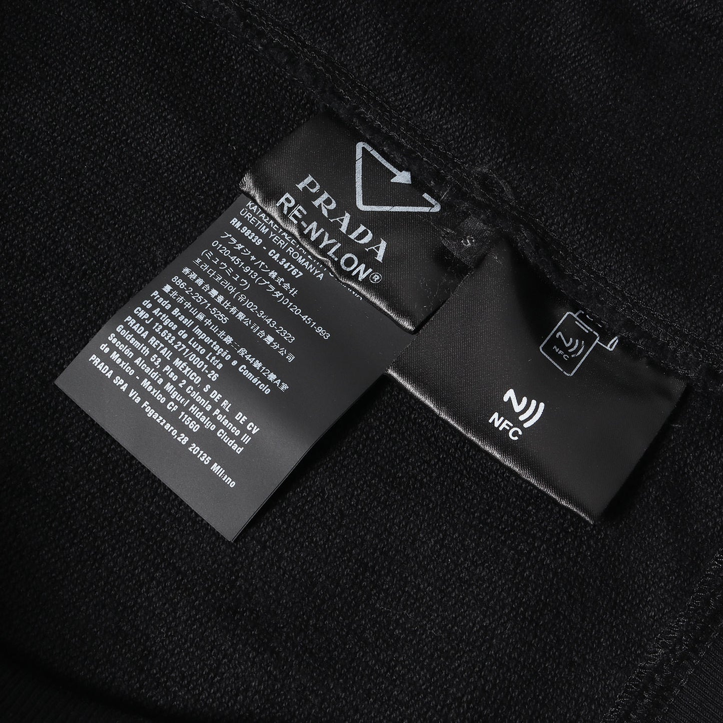 23年製造 トライアングル プレート ナイロンポケット ヘビーウェイト スウェット パーカー (UJL45B S000) / 裏毛