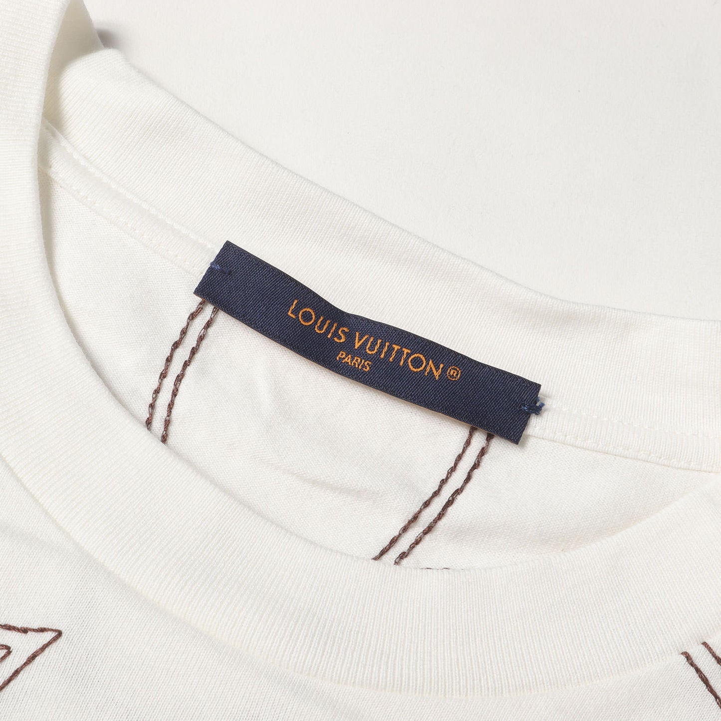 24AW LV アラベスク モチーフ ロゴ 刺繍 Tシャツ (1AFWVN)