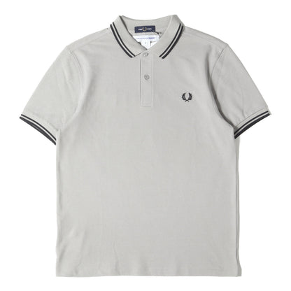 25SS × FRED PERRY バック スローガン メッセージ ロゴ 鹿の子 ポロシャツ (FO-T502)