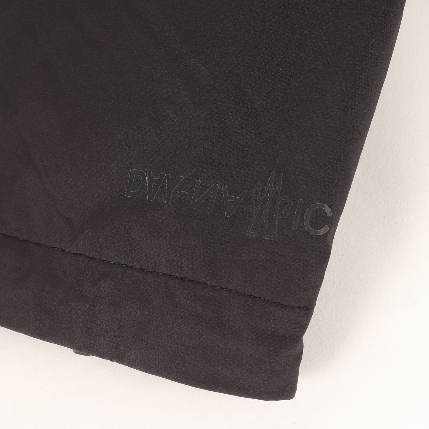 23AW ロゴ ストレッチ ナイロン パテッド ジャケット (FORET GIUBOTTO I20971A00011 539M3) / GRENOBLE