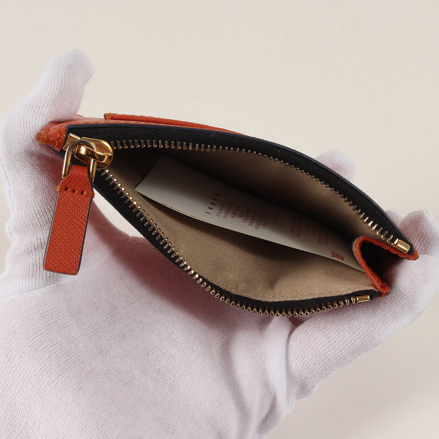 21AW ロゴ サフィアーノ レザー フラグメントケース (PFMO0025UO LV520)