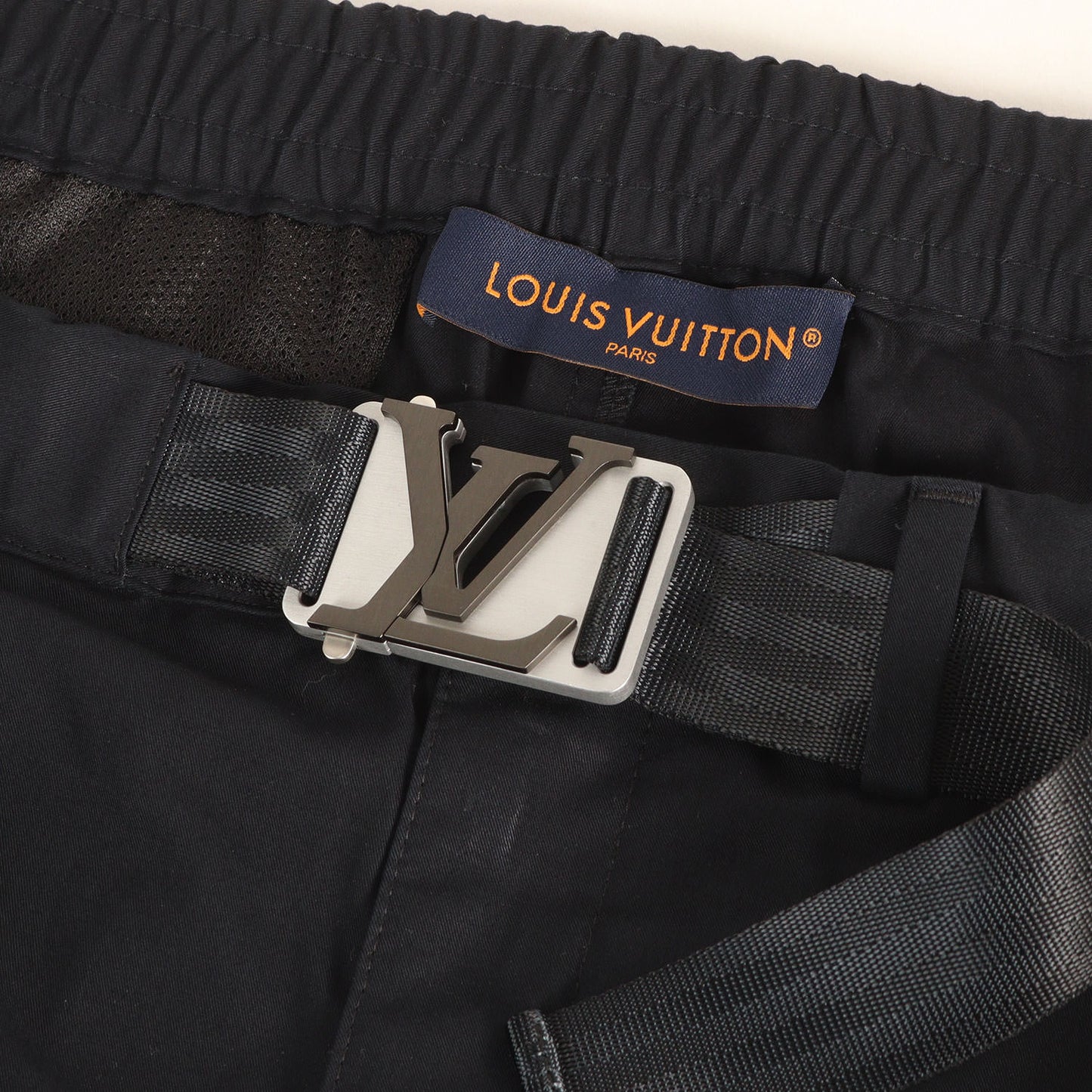 24AW LVシグネチャーバックル ショートパンツ