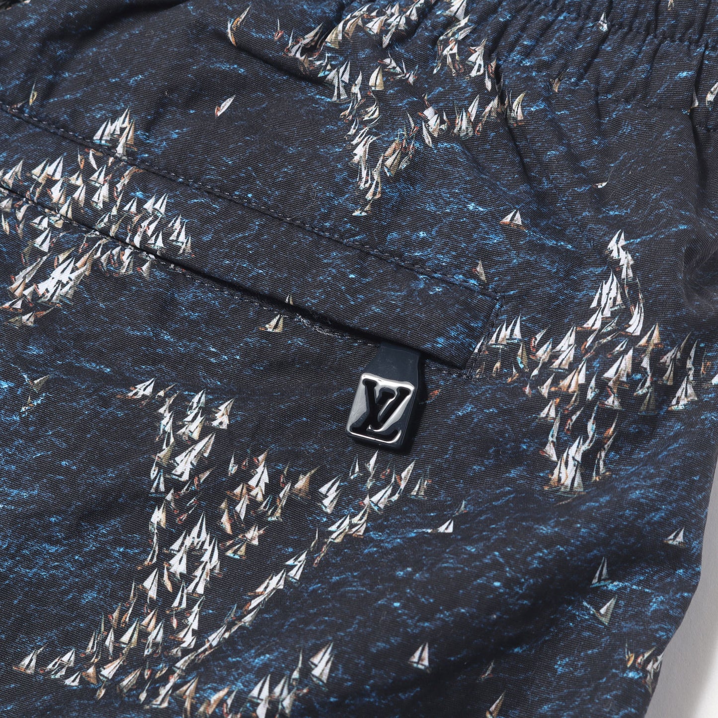 25SS モノグラム・レガッタ スイムボード ショート パンツ (Printed Monogram Swim Shorts)