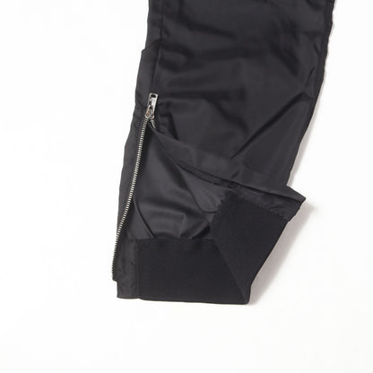 20AW トライアングルプレート ナイロン カーゴパンツ (Logo Renylon Cargo Pants)