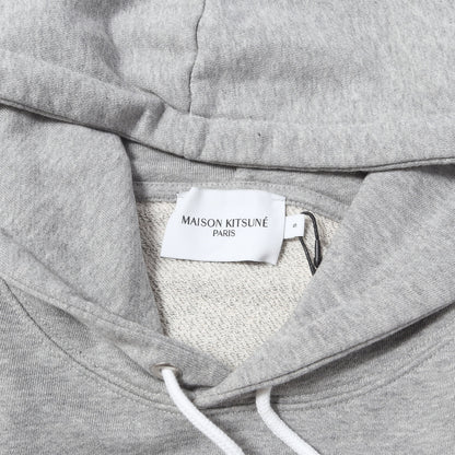近年モデル チルラックスフォックス パッチ スウェット パーカー (CHILLAX FOX PATCH CLASSIC HOODIE)