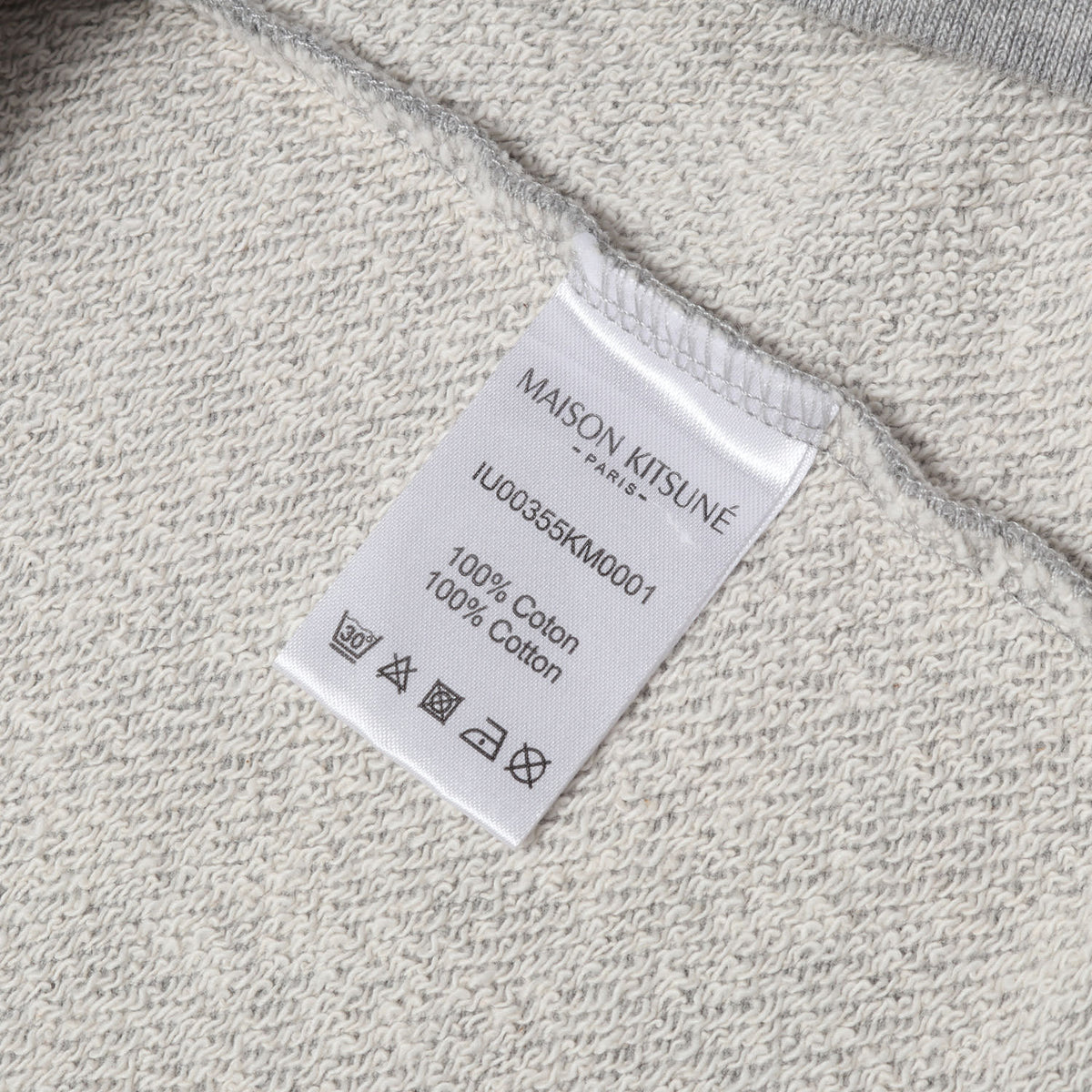 近年モデル チルラックスフォックス パッチ スウェット パーカー (CHILLAX FOX PATCH CLASSIC HOODIE)