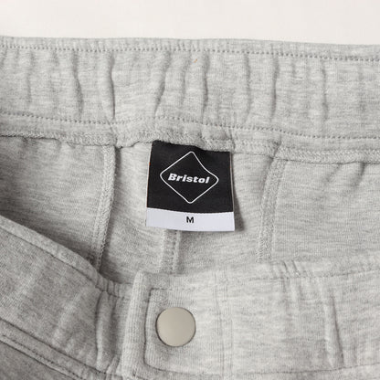 エンブレムパッチ ストレッチ スウェット トレーニング パンツ (FLAT HEM SWEAT TRAINING PANTS)