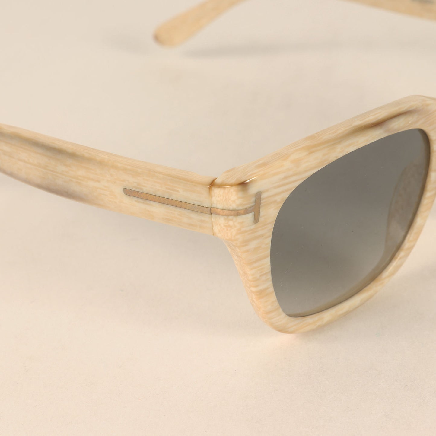 [人気モデル スノードン] ウッド調 ウェリントン サングラス (Snowdon TF237)