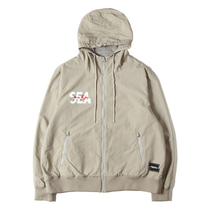 ×GOD SELECTION XXX コラボロゴ ナイロン フルジップ フーデッド ジャケット (NYLON PARKA)