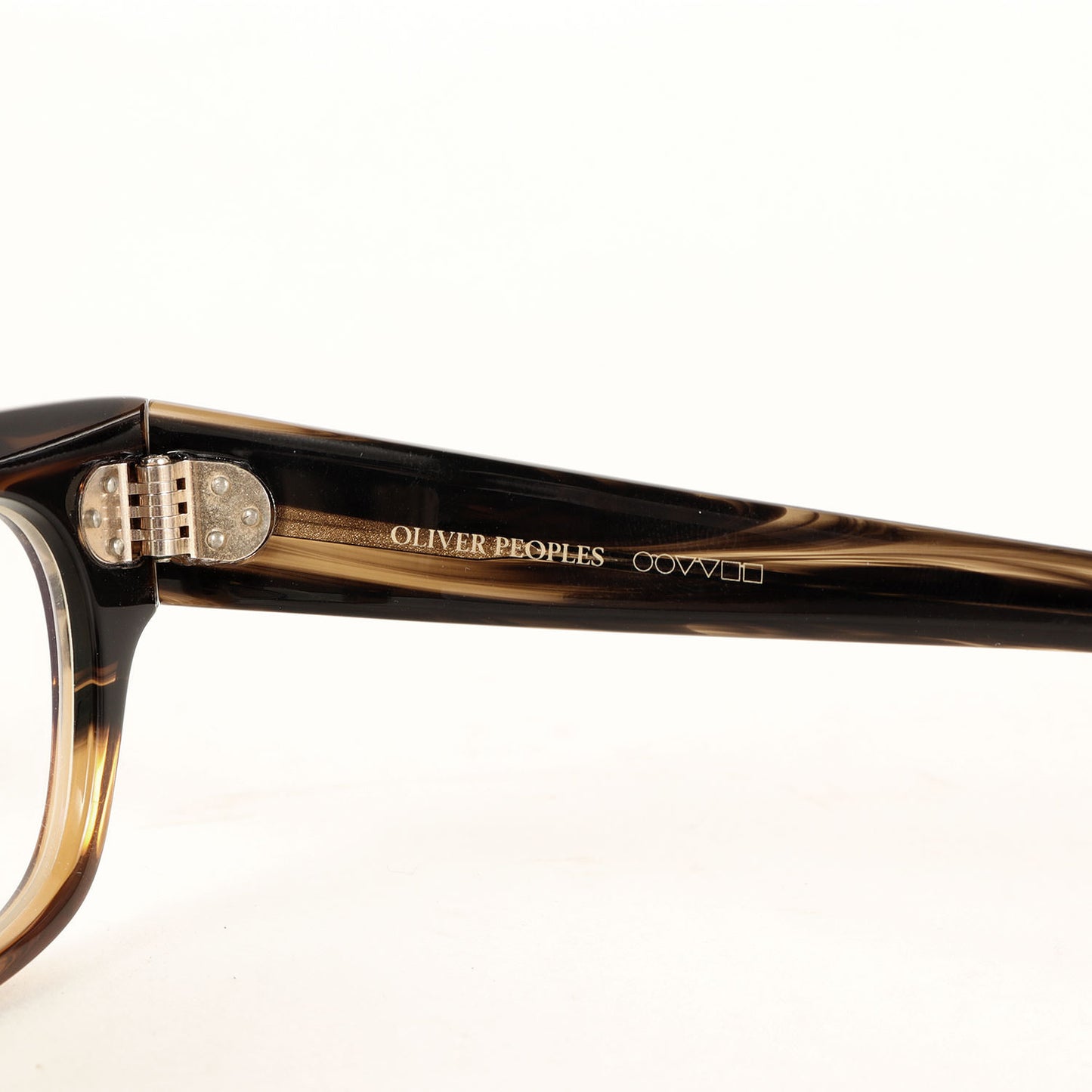 ウェリントン型 クリアレンズ サングラス Bradford-J 8108