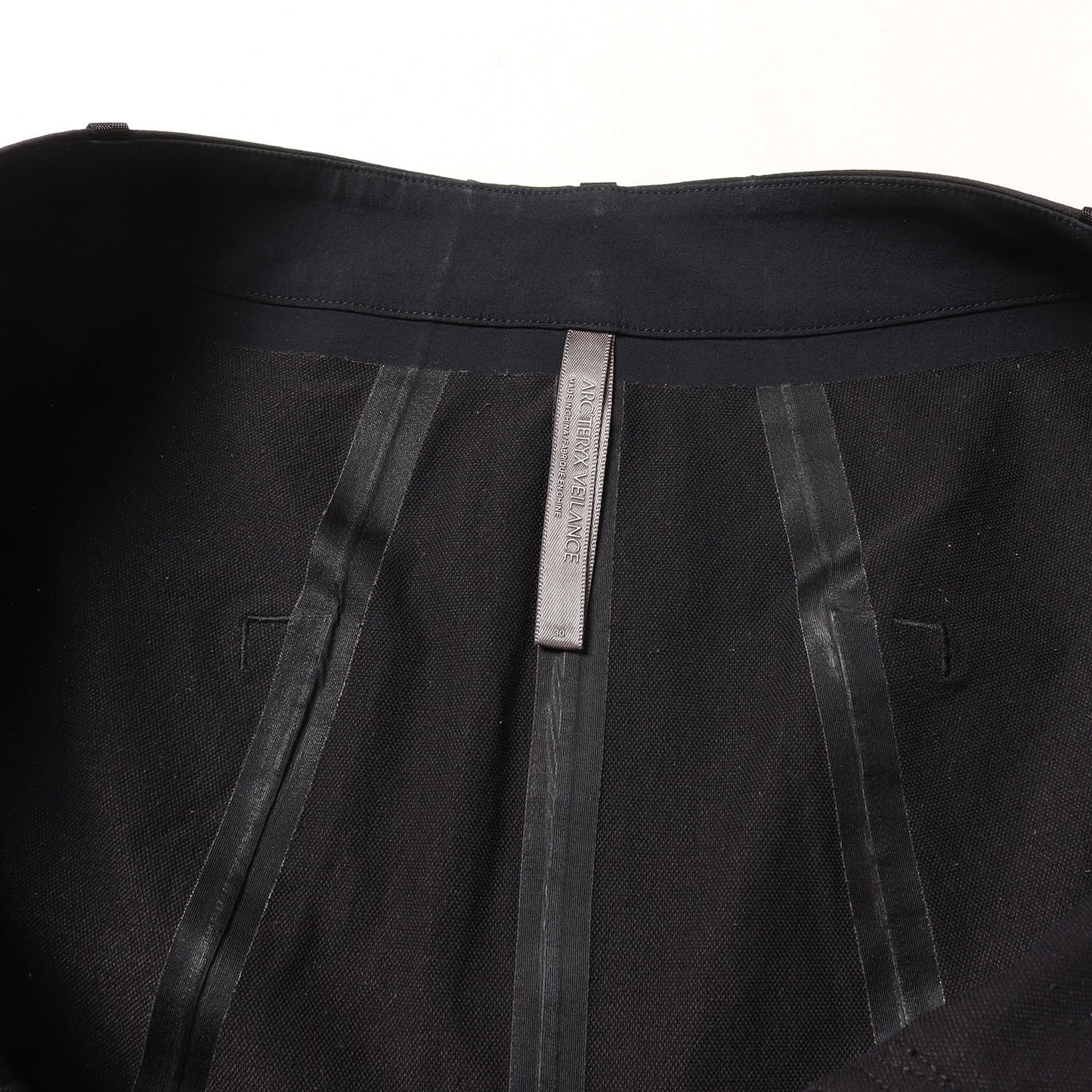 ストレッチソフトシェル ナイロン ヴォロノイ パンツ (VORONOI PANT M) 2023年製