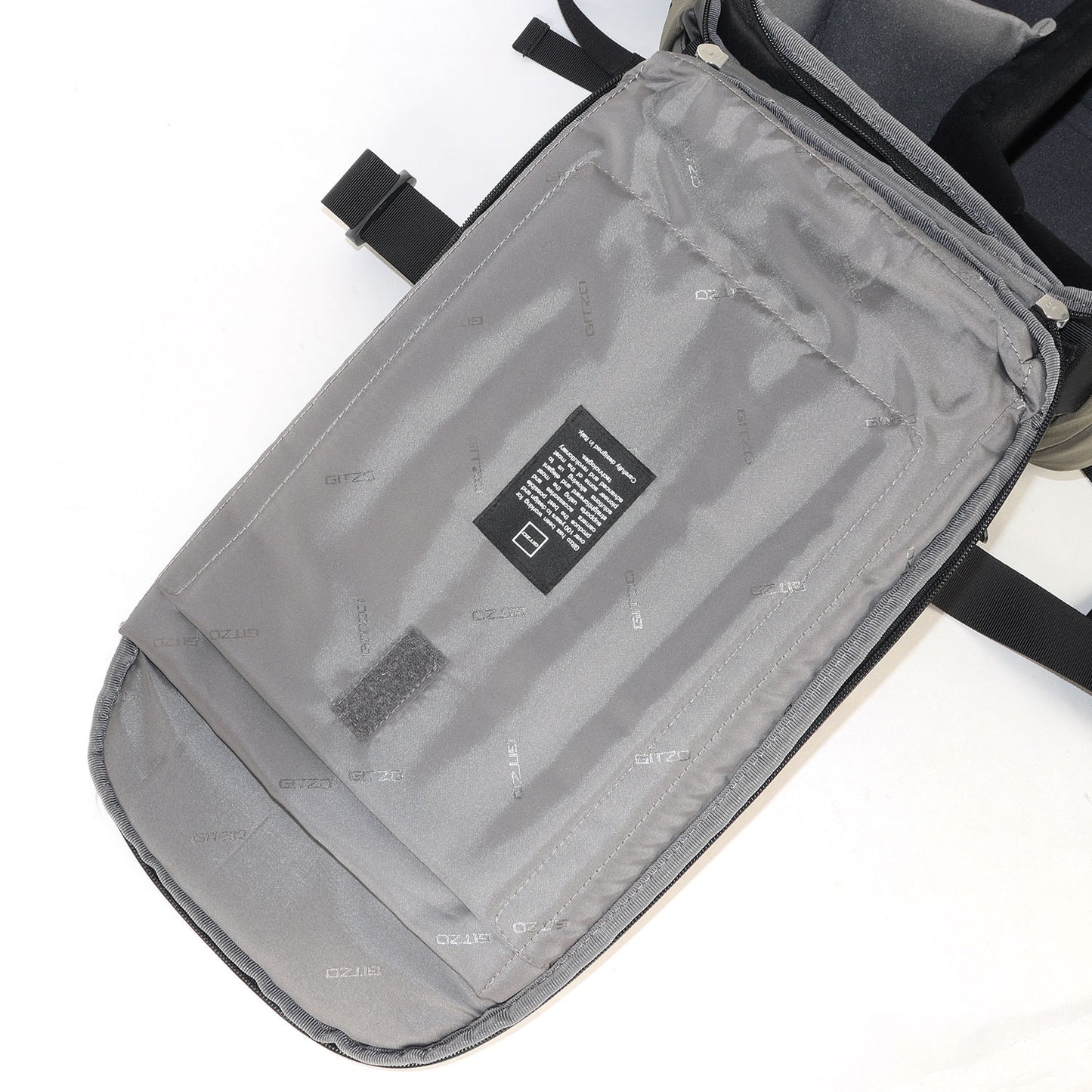 [人気モデル アウトドア撮影用] アドベンチャリ― 30L バックパック