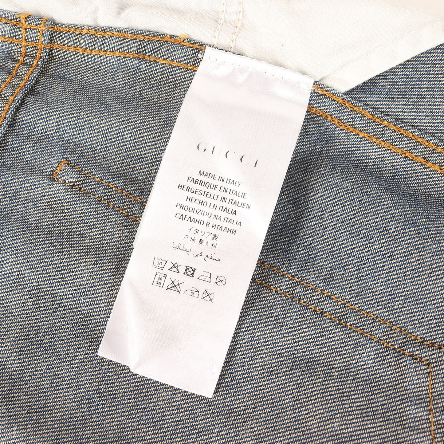 [アレッサンドロ・ミケーレ期] ヴィンテージ加工 センタープレス カットオフ デニムパンツ 439087-XD494