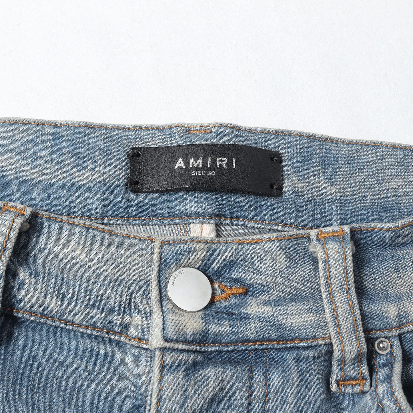 レザーパッチ付き ダメージウォッシュ加工 ストレッチ スリム デニムパンツ