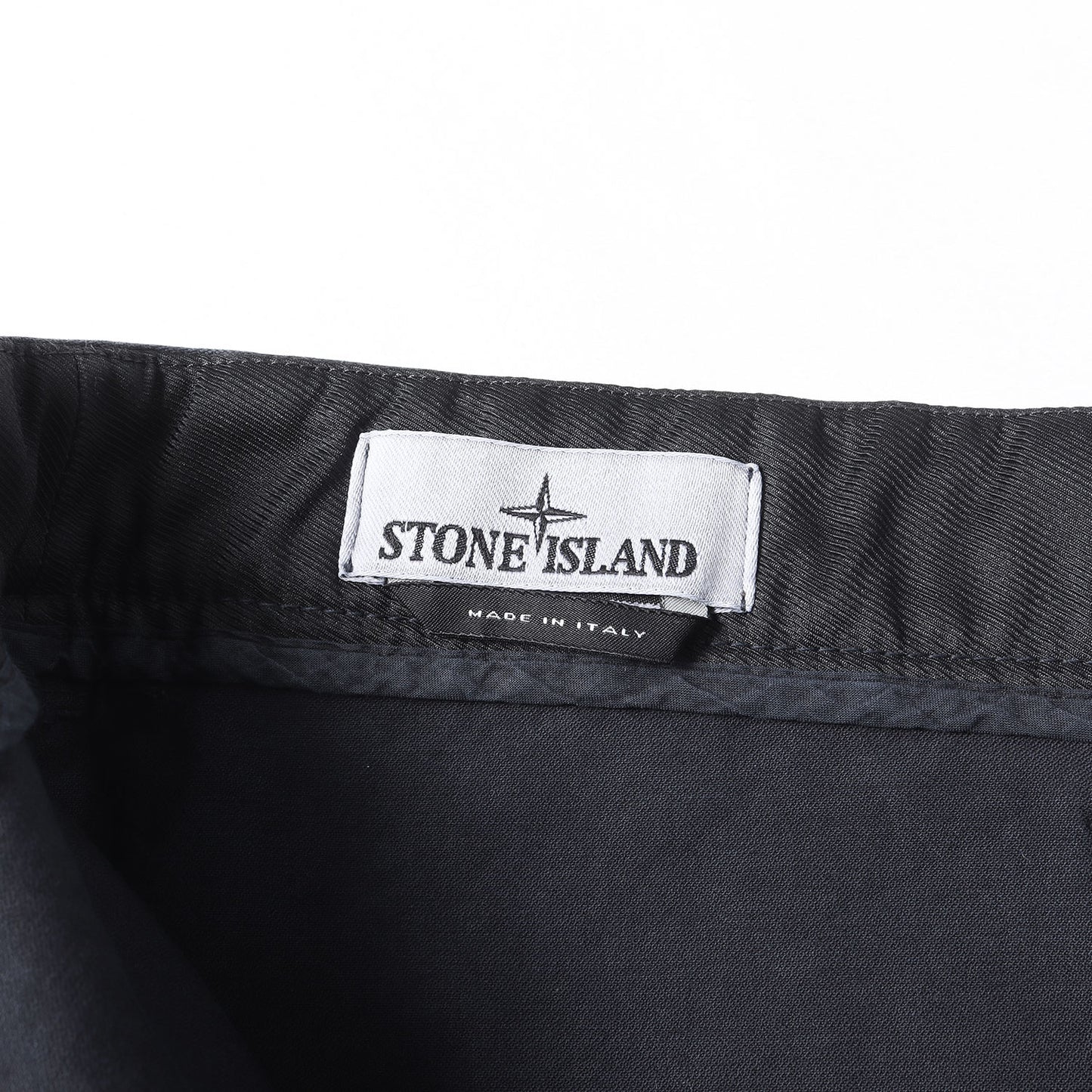コンパスロゴパッチ付き ガーメントダイ ストレッチコットン ベイカーパンツ 7915316L1