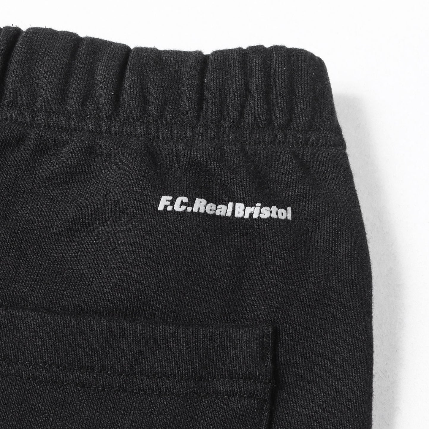 25SS エフェクトラインロゴ チーム スウェットパンツ (EFFECT LINE LOGO TEAM SWEAT PANTS)