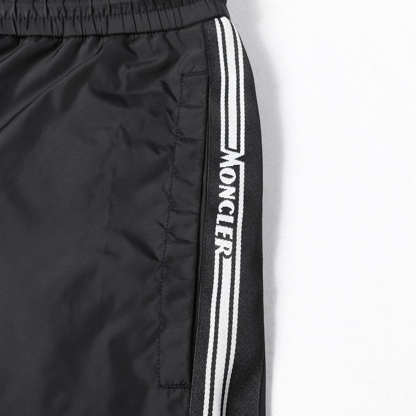 ブランドロゴ サイドテープ ナイロン トラックパンツ (PANTALONE APORTIVO)