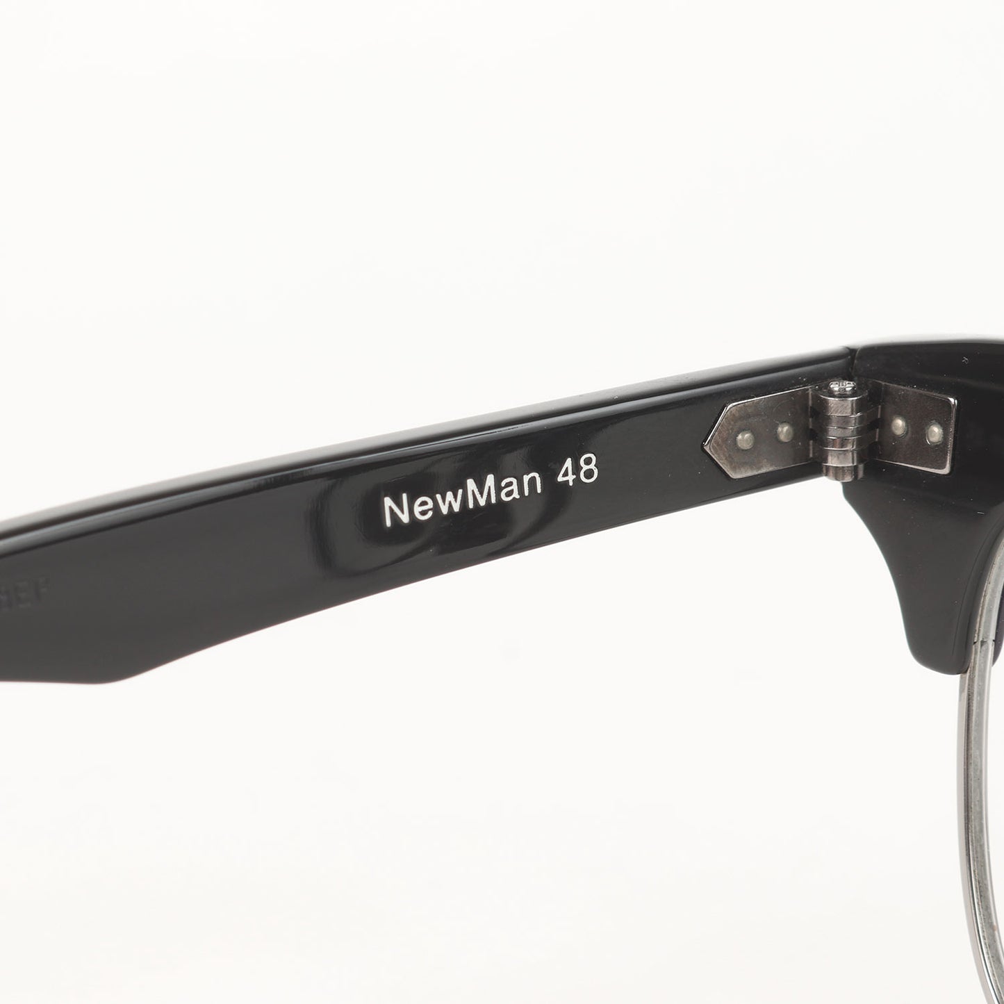 ブロー型 クリアレンズ サングラス (NewMan 48)