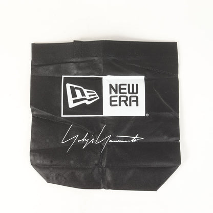 ×NEW ERA メッセージプリント サコッシュ バッグ (SACOCHE 2.5L) HZ-I57-660