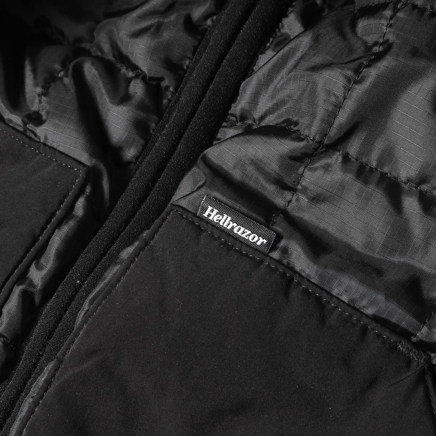 ミリタリー ナイロン 3Mシンサレート リバーシブル パフジャケット (REVERSIBLE ARMY CARGO PUFF JACKET)