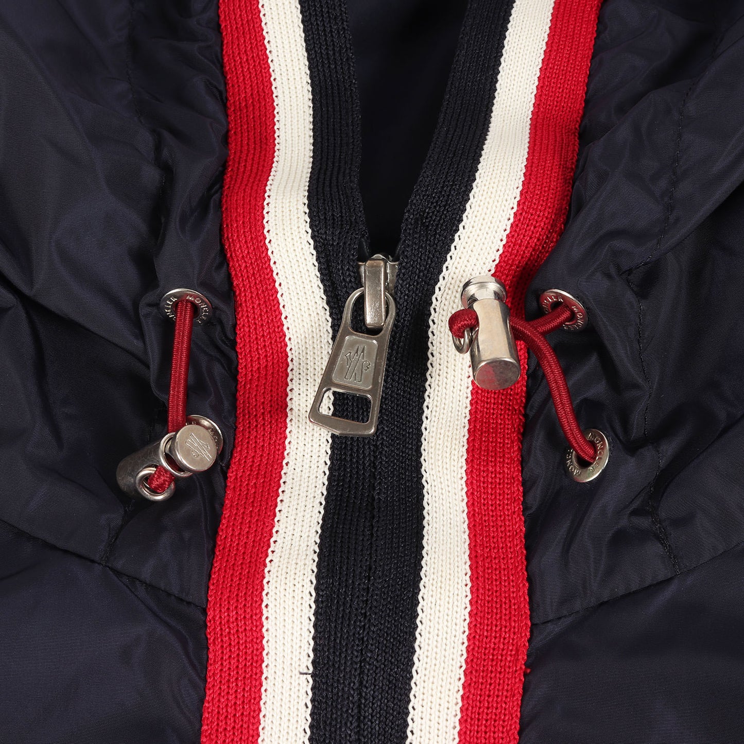 トリコテープ付き ナイロン フルジップ フーデッド トレーニング ジャケット (ANTON)