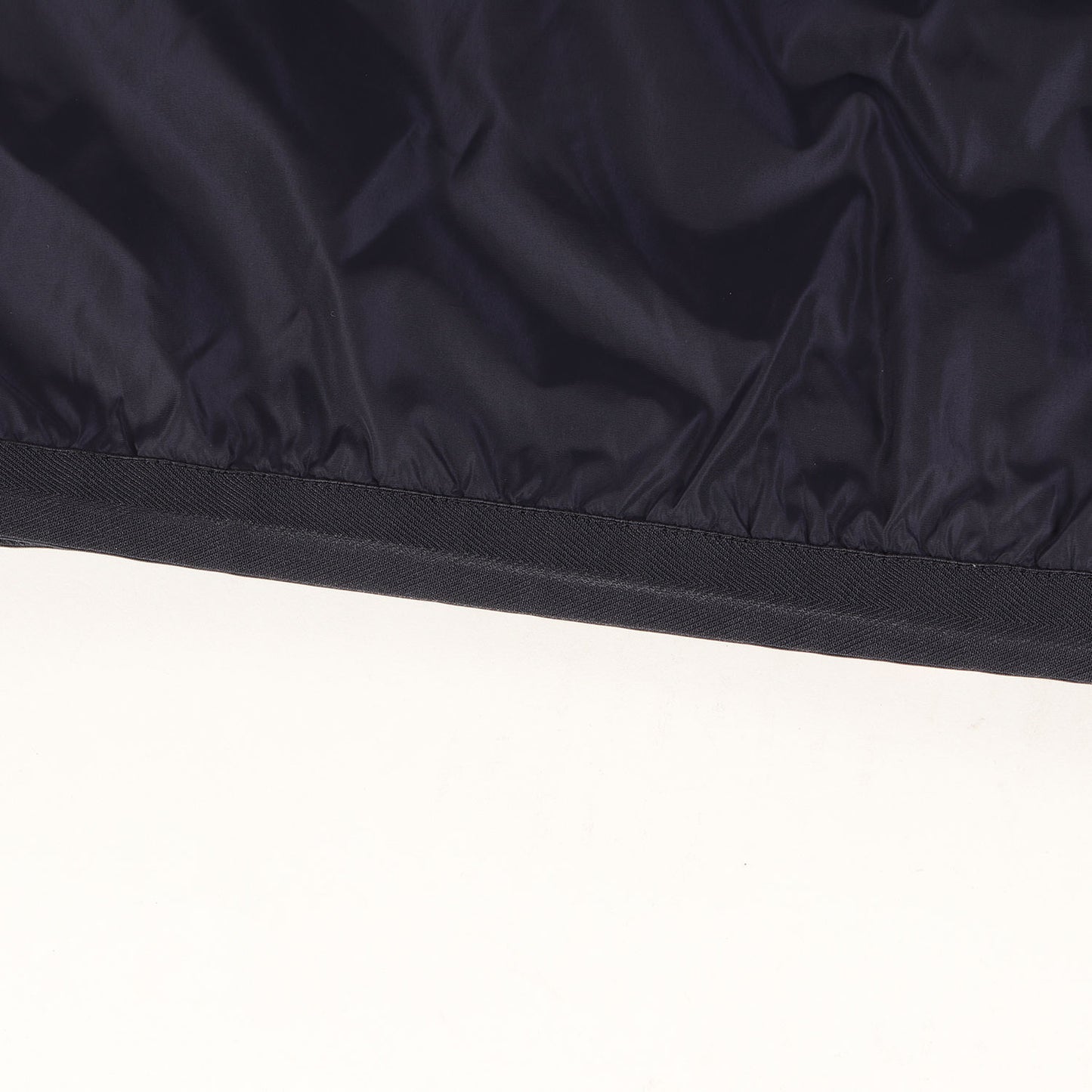 トリコテープ付き ナイロン フルジップ フーデッド トレーニング ジャケット (ANTON)