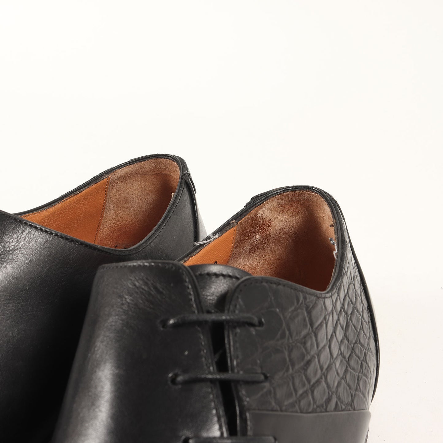 クロコ ホールカット レザー シューズ