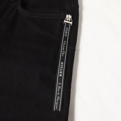 18AW クリス期 ATELIER SLIM17.5 ストラップ付 ストレッチ スリム デニムパンツ(833DS56A4209)