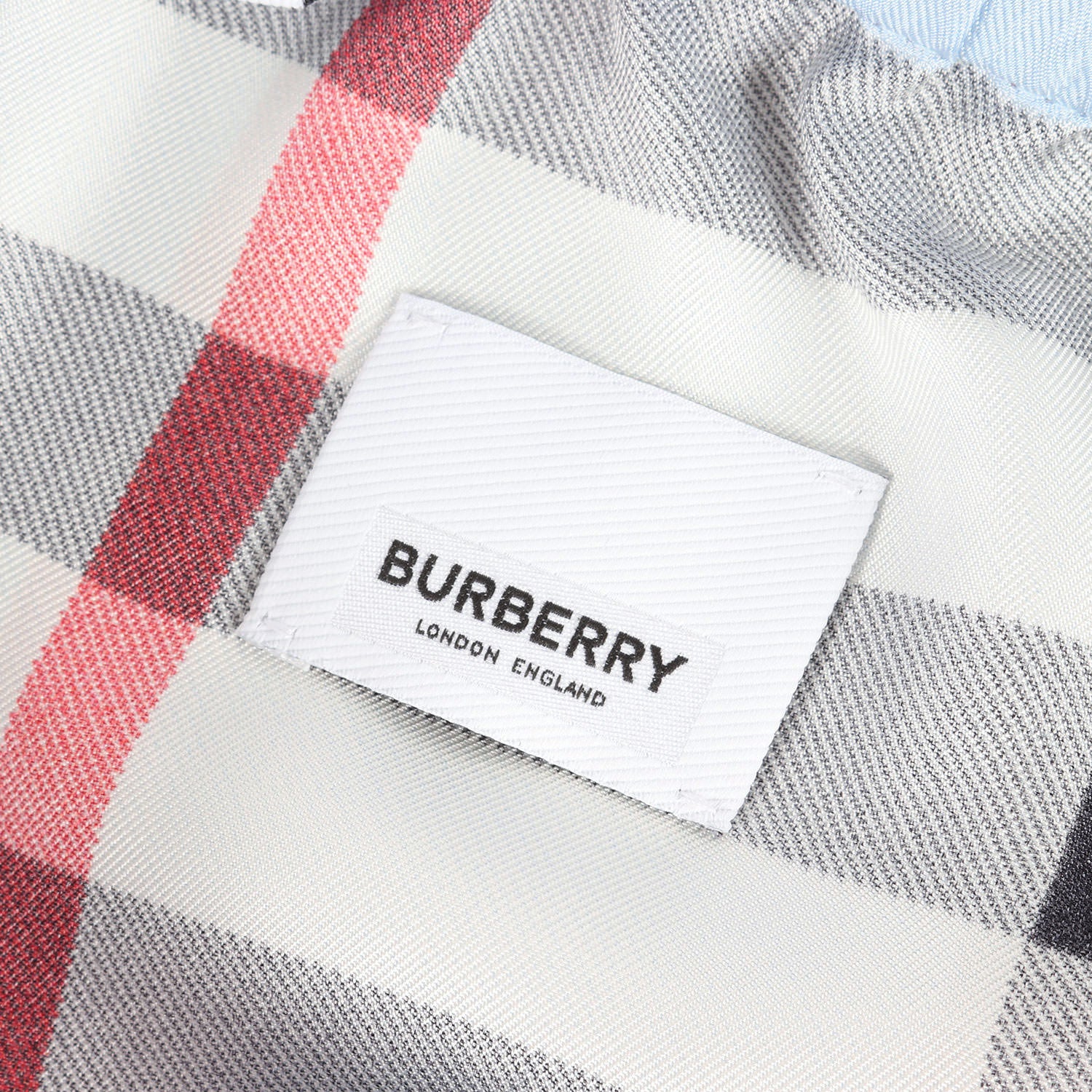 BURBERRY (バーバリー) ブルー ノバチェック シルク ショートパンツ