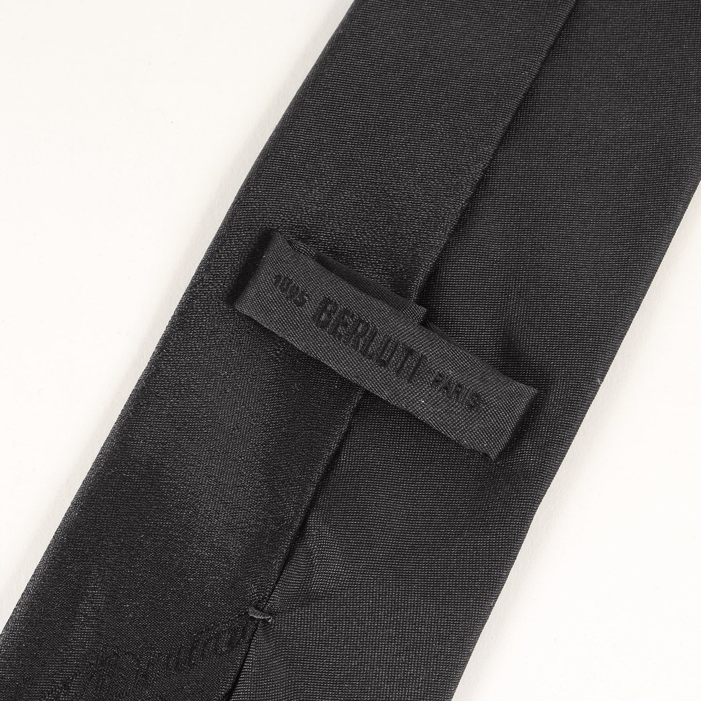 スクリット カリグラフィー シルク ネクタイ ホールマーク クラヴァット