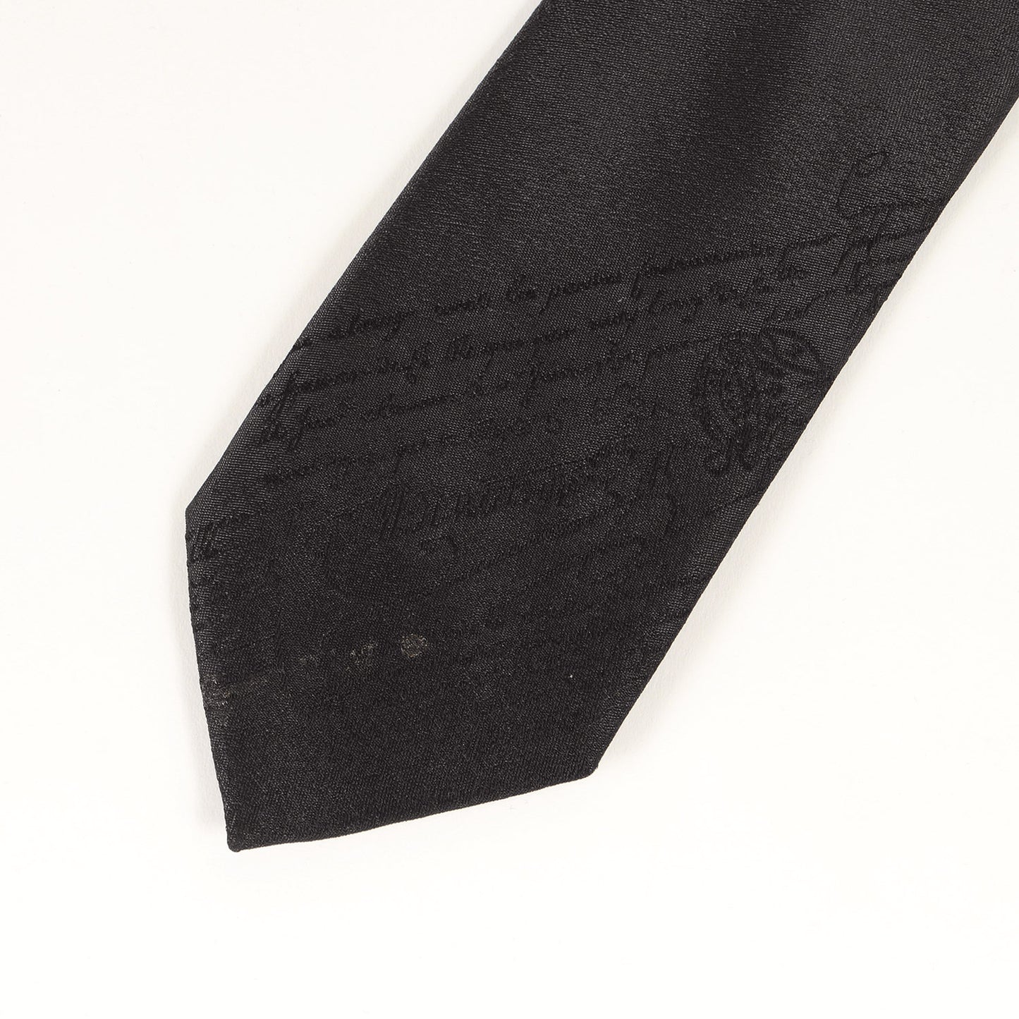 スクリット カリグラフィー シルク ネクタイ ホールマーク クラヴァット