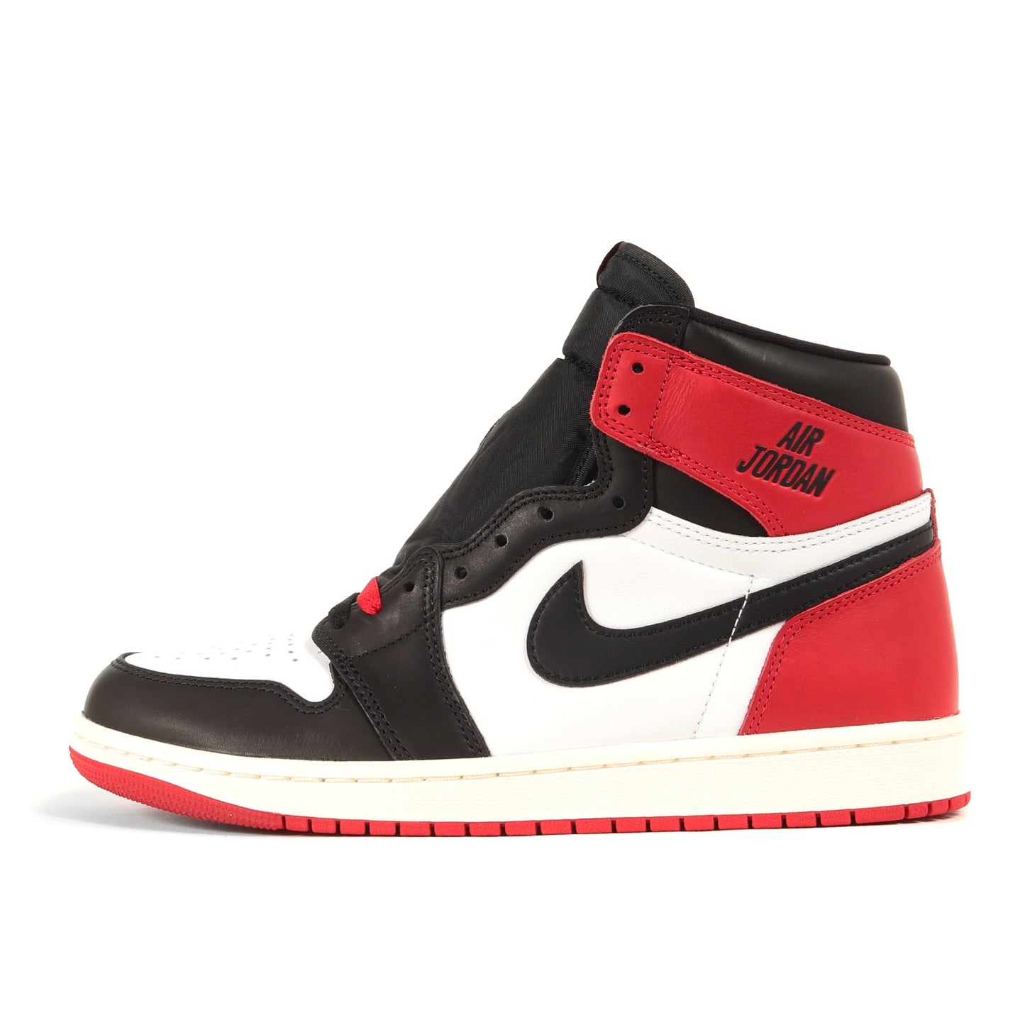 AIR JORDAN 1 RETRO HIGH OG BLACK TOE REIMAGINED (DZ5485-106)